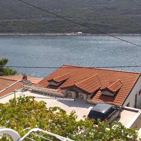 Apartmani Jelena เนอุม ภายนอก รูปภาพ