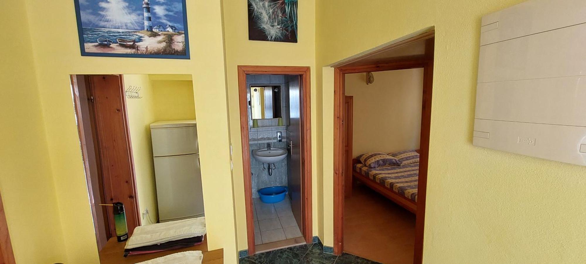 Apartmani Jelena เนอุม ภายนอก รูปภาพ